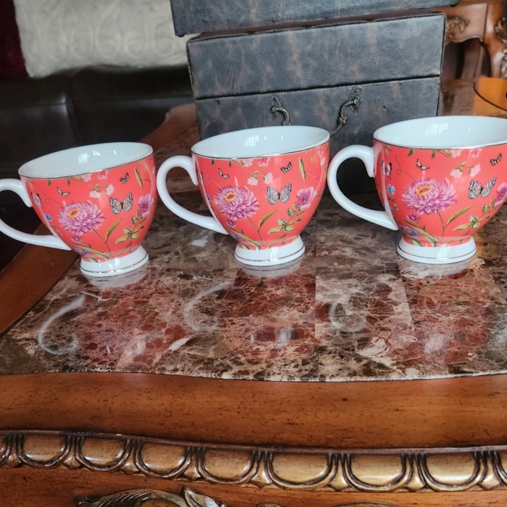 ❗Grace Teawear Fine Porcelain Peach Melon Floral Butterfly Tea Cup Set❗